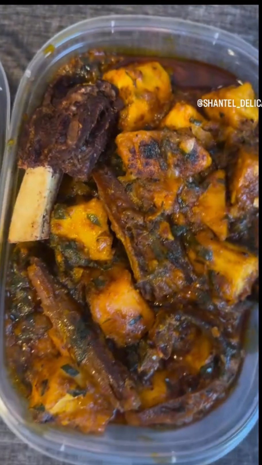 Yam porridge with flaked fish